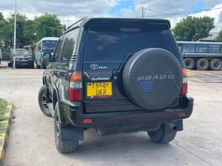 A picture of Toyota prado Tx DKR