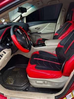 A picture of 2010 Toyota Venza