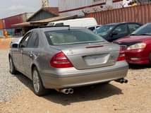 A picture of 2006 Mercedes Benz E350 Used
