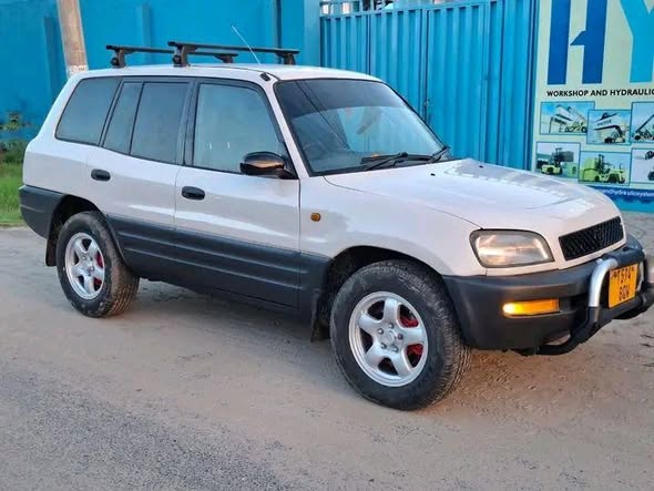 A picture of TOYOTA OLD