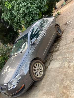 A picture of Volkswagen Passat 2008