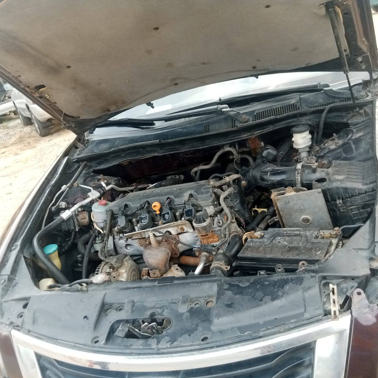 A picture of Honda v4 engine
