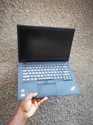 A picture of Laptops zipo sokon
