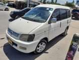 A picture of TOYOTA NOAH OLD SR40 NAIUZA MIL 8 8 0743435416