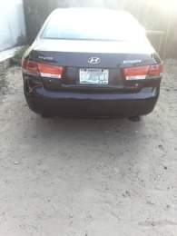 A picture of Hyundai sonata first body sound engine and gear Ac is