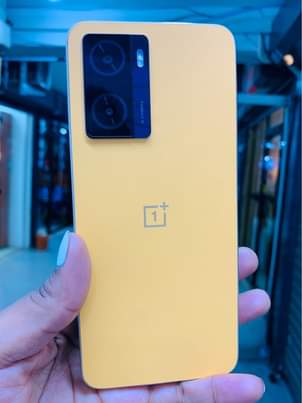 A picture of One plus n20 se