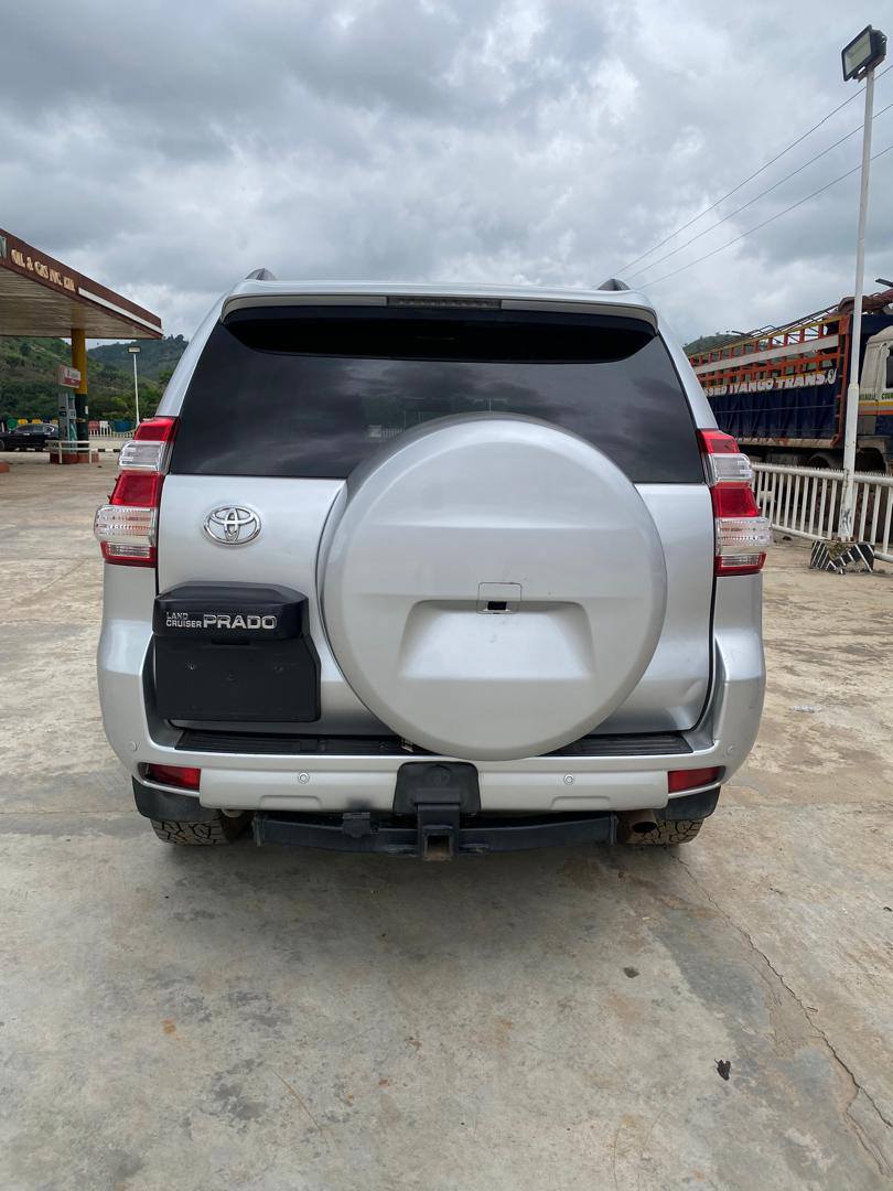 A picture of Direct Belgium 2016 Toyota Land cruiser Prado with diesel engine