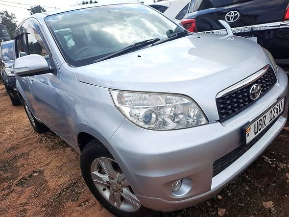 A picture of TOYOTA RUSH Call O703273550