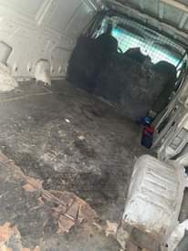 A picture of Ford 350