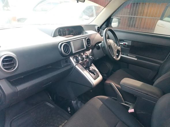 A picture of Toyota rumion 18 millions good condition CALL 0786 92 82
