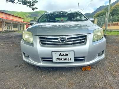 used toyota axio