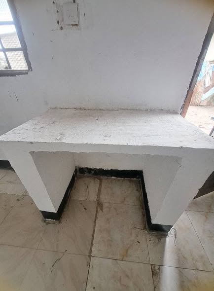 A picture of Ukonga Mombasa mazzin Masta na jiko Kod 70 miez 5