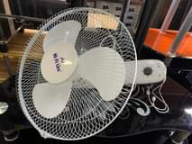 A picture of Fans