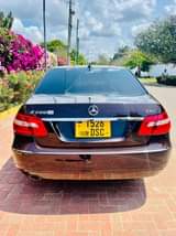 A picture of MERCEDES BENZ E CLASS CHOCALATE DSC