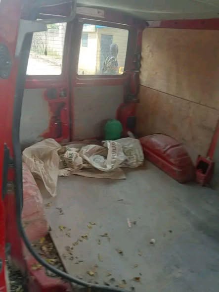 A picture of 2009 Volkswagen T4