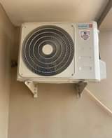 A picture of 1 5hp Scanfrost AC just like new Selling with full