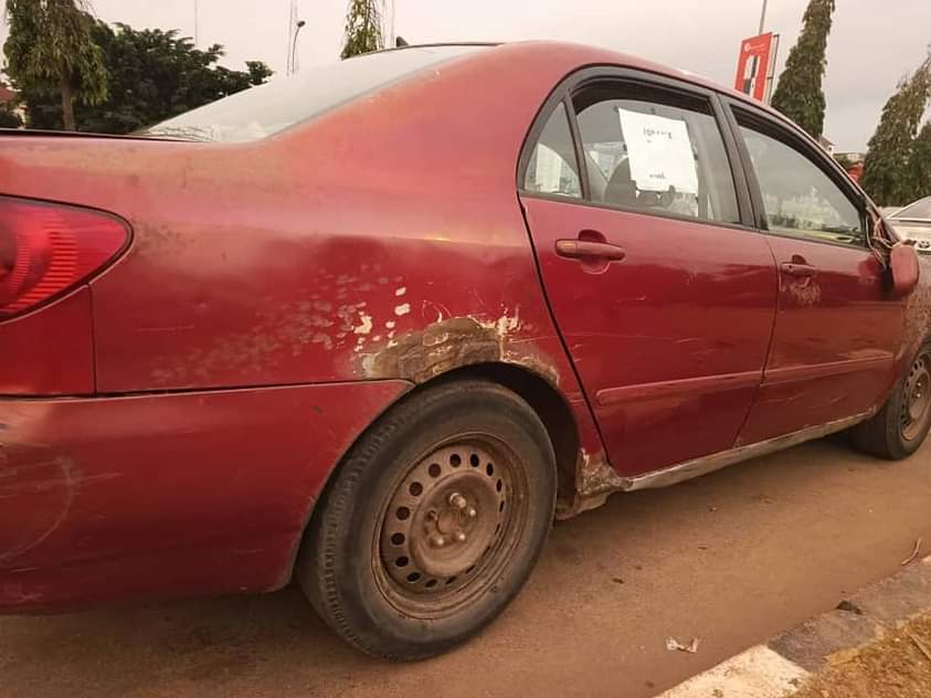 A picture of 2005 TOYOTA COROLLA