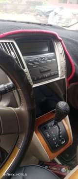 A picture of 2005 Lexus Rx350