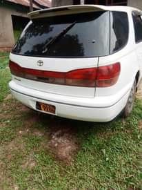 A picture of Toyota Vista Ardeo