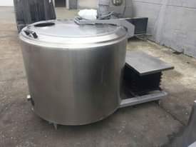 A picture of Milk cooling tanks or milk cooolernts