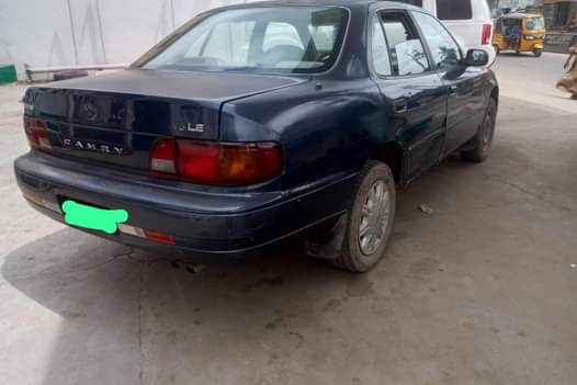A picture of Toyota Camry 1996 register V6