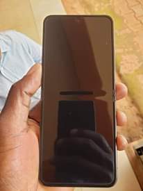 A picture of Samsung galaxy z flip 5