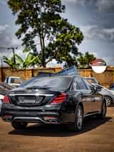 A picture of Benz Sclass