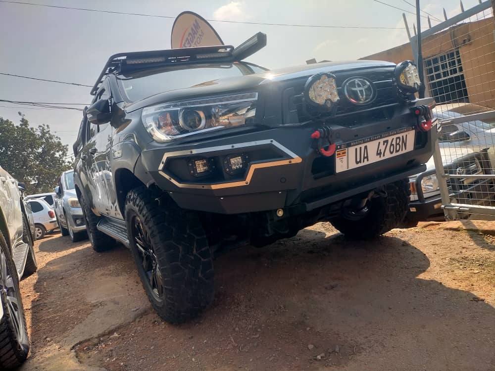 used toyota hilux