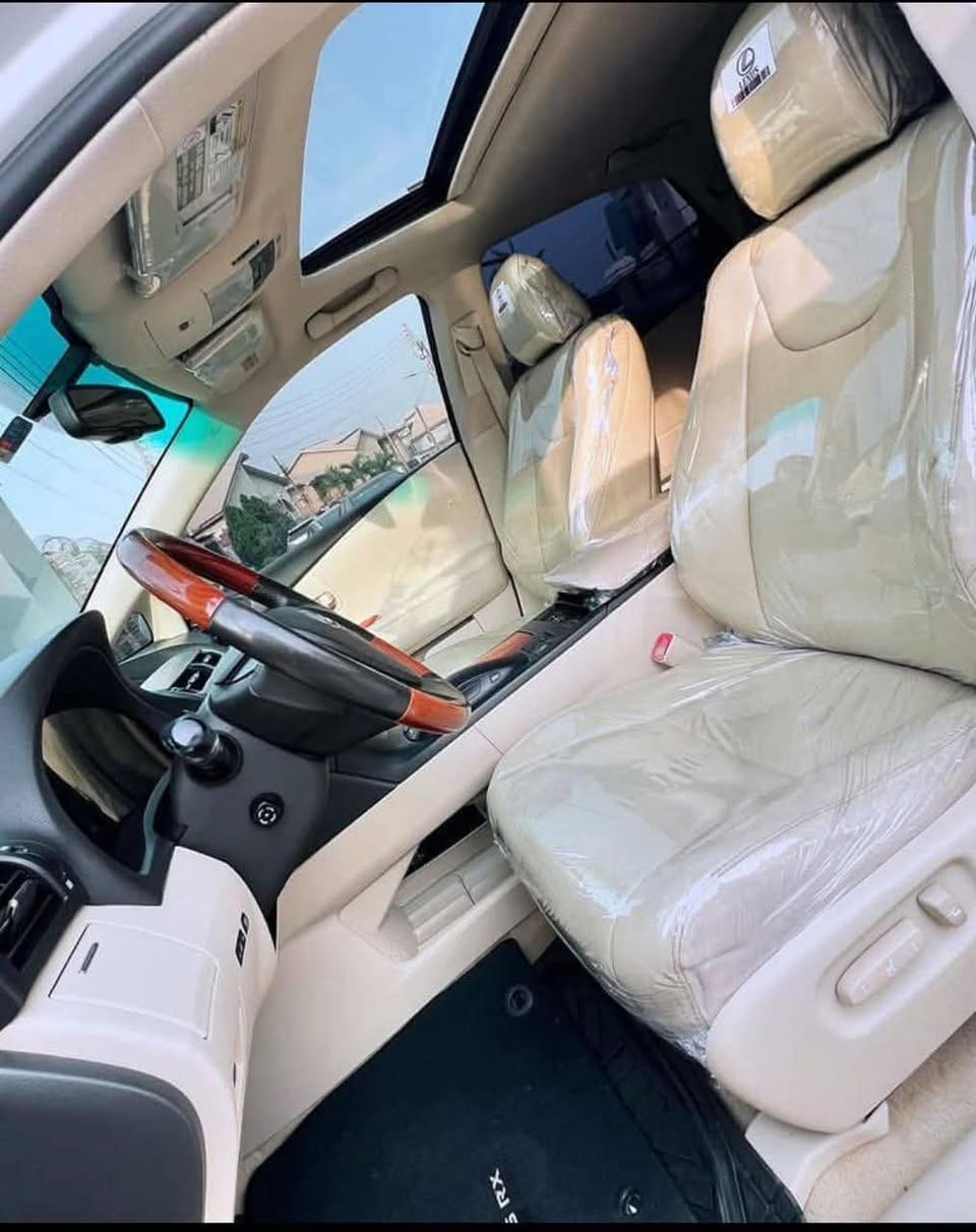 A picture of 2011 Lexus rx 350