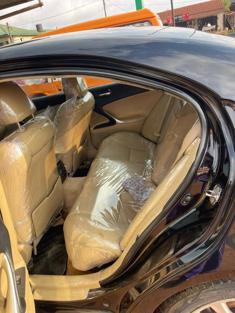 A picture of Dealers deal lexus IS250 2007 with tesla screen.buy and maintain..going