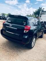A picture of 2010 TOYOTA VANGUARD