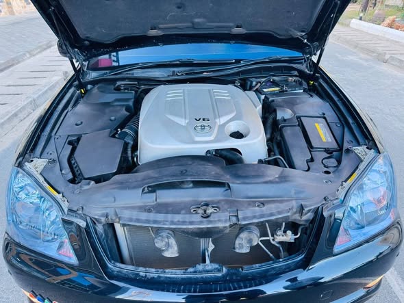 A picture of TOYOTA CROWN ATHLETE FOR SALE