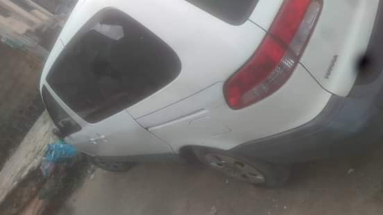 A picture of Very sharp Toyota Sienna first body engine and gear is