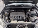 A picture of Toyota matrix 06