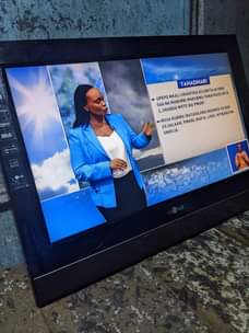 A picture of Tv LG inc 28 bei 165