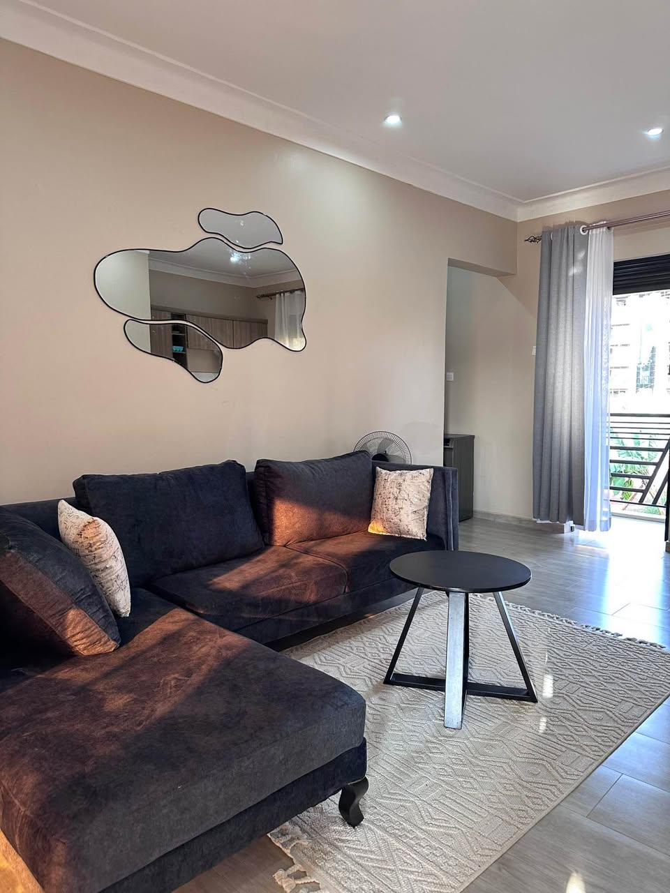 A picture of Airbnb 256785432454
