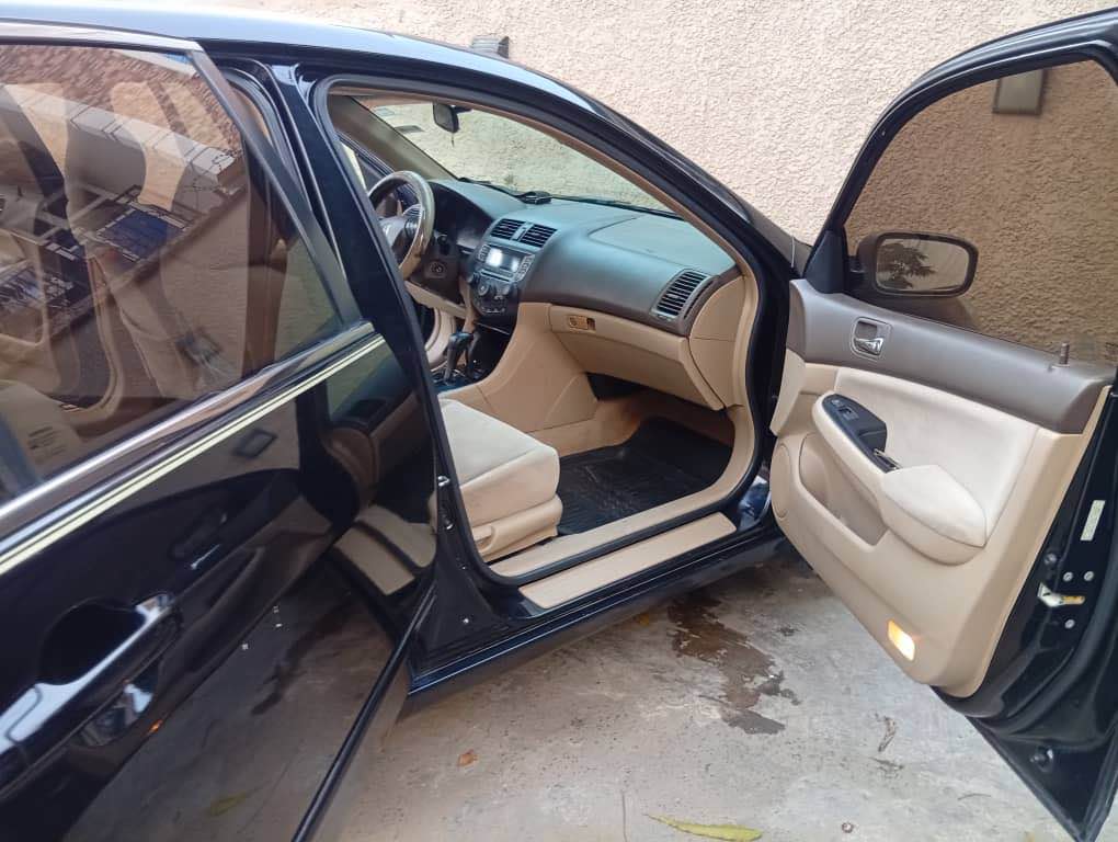 A picture of Super clean Toks standard 07 Honda Accord DC