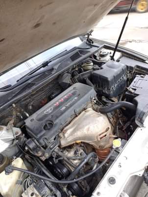 A picture of 2004 TOYOTA CAMRY