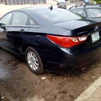 A picture of 2years registered Hyundai Sonata 2011 First body pan Engine and
