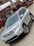 A picture of Toks standard 2013 Highlander Fullest option accident free Available contact