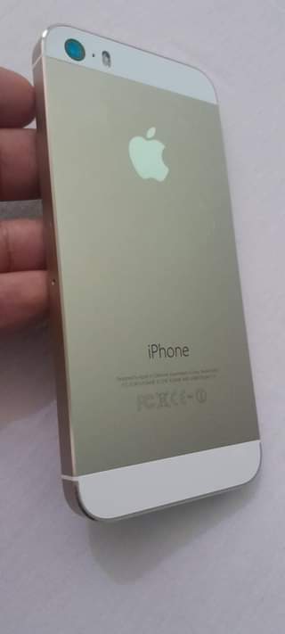 A picture of IPhone 5S