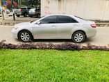 A picture of TOYOTA CAMRY LE 4plug