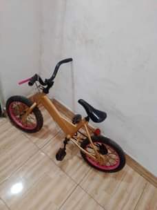 A picture of Baskeli ya mtoto