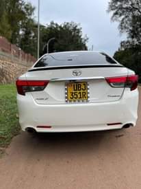 A picture of Toyota Mark X