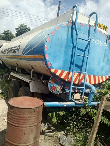 A picture of FUSO WATER BOWSER
