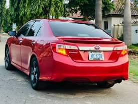 A picture of Extremely clean 2013 first body Toyota Camry SE