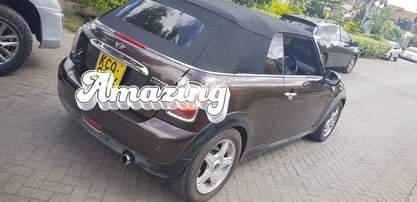 A picture of MINI COOPER CONVERTIBLE