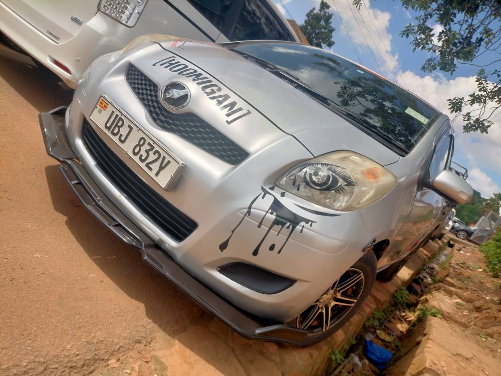 A picture of Vitz 2007