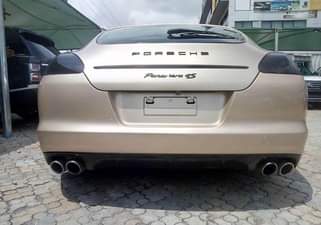 A picture of Porsche Panamera Turbo S 2012
