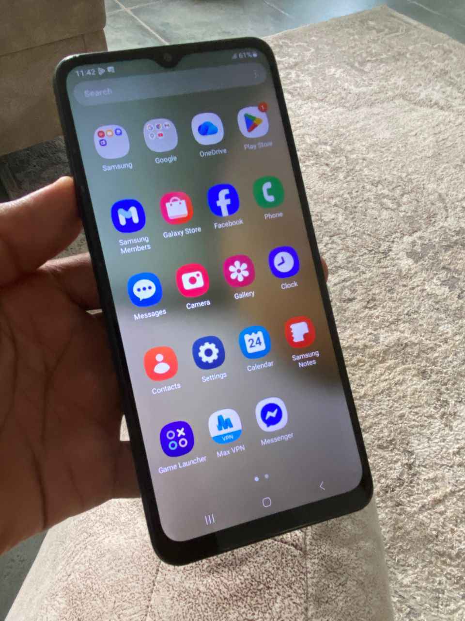 A picture of SAMSUNG GALAXY A12